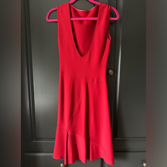 Alaïa Red Sleeveless Knit Cocktail Dress - Picture 3 of 5